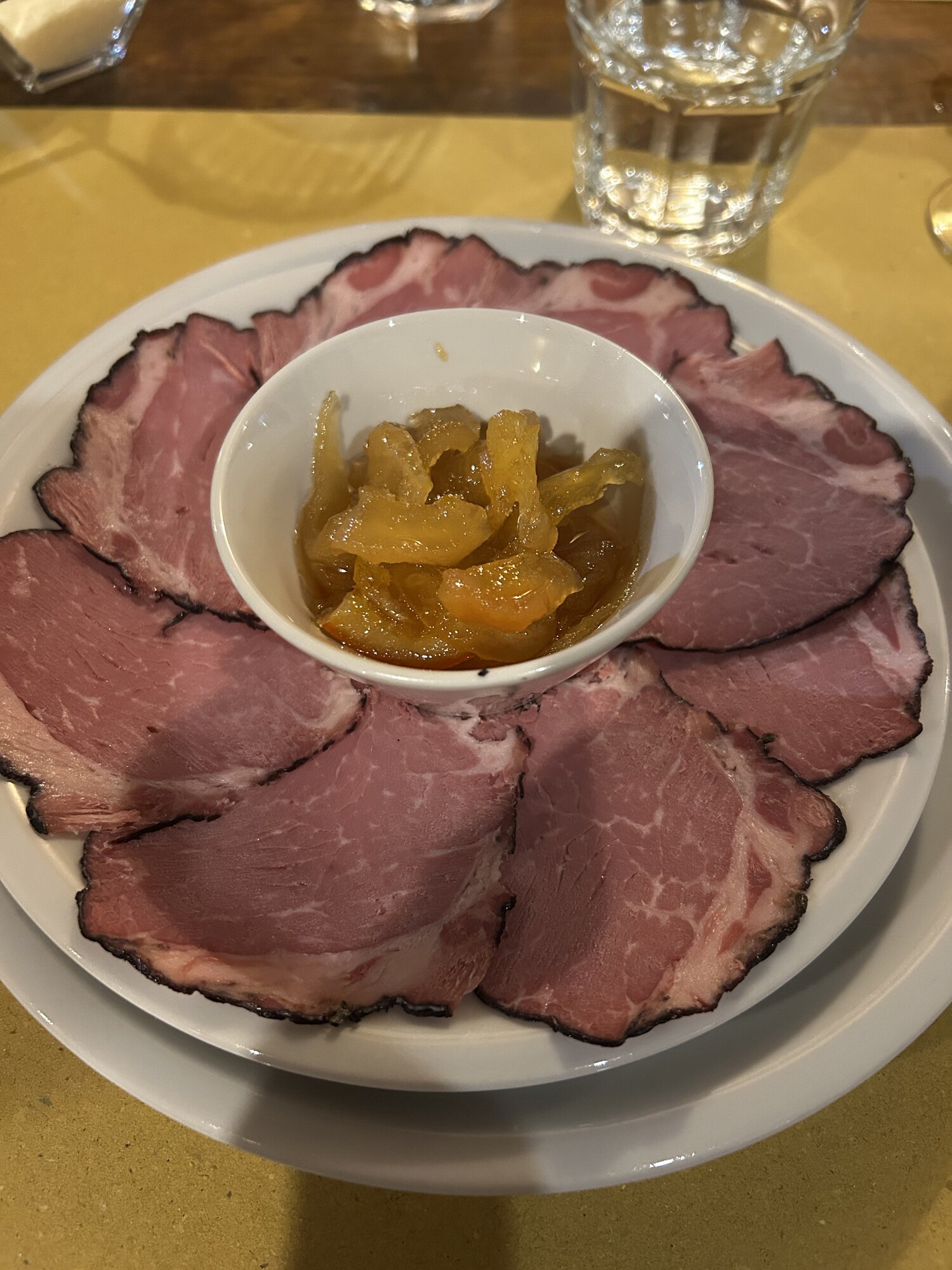 Fünf Nächte in der Corte Casella